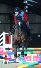 Image 20 in BROADS EQUESTRIAN CENTRE. Clear round jumping. 11 JAN. 2014